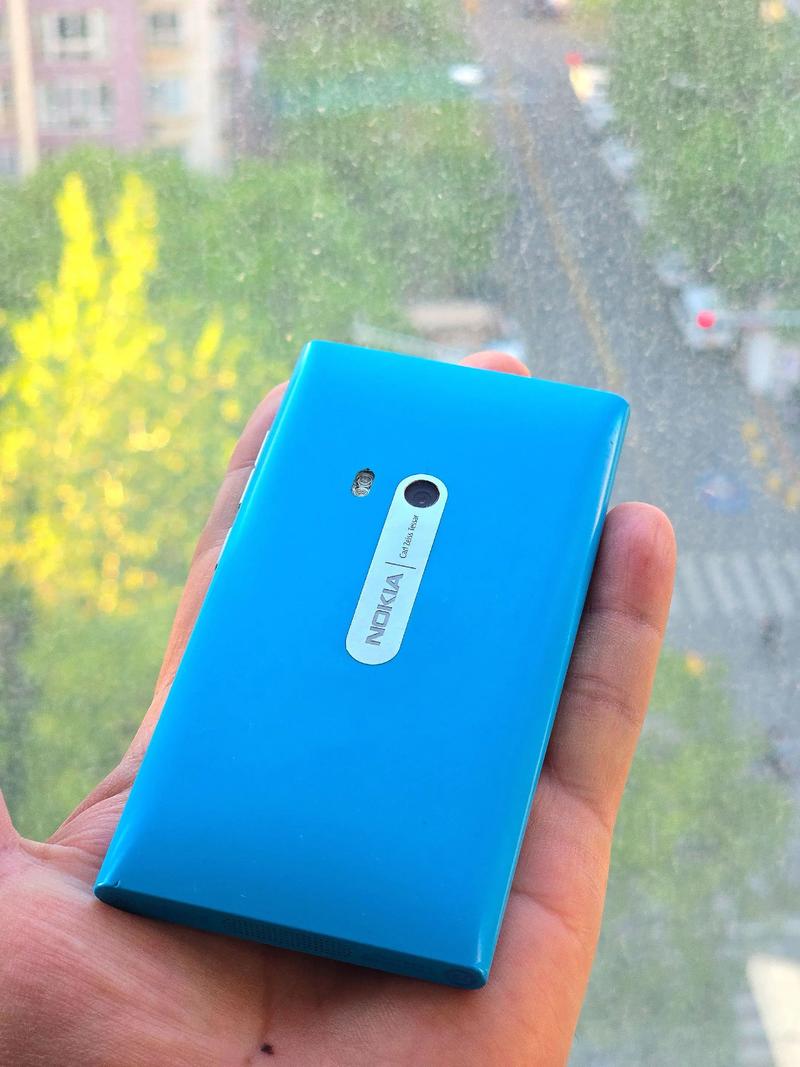 诺基亚翻盖vs旋盖设计对比(诺基亚翻盖手机有哪些)