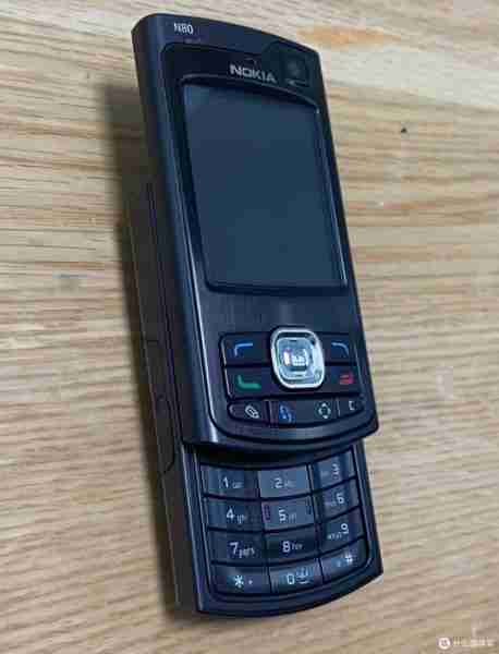 诺基亚全新vs二手机型对比（诺基亚值不值钱）