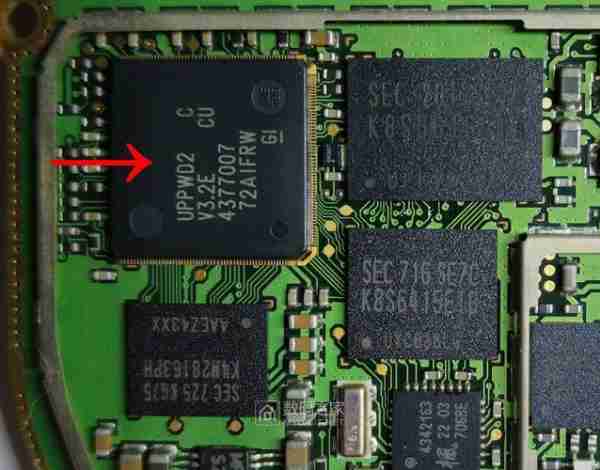 诺基亚芯片更换教程（诺基亚老款手机拆机）